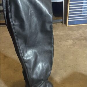Black Leather Knee-High Boots